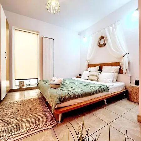 Taboo Duplex *