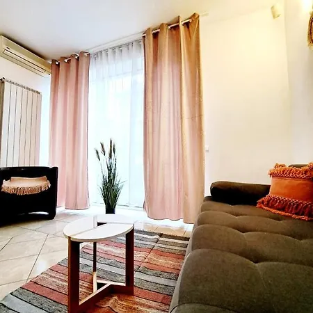 Taboo Duplex Apartment *