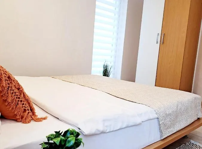 Taboo Duplex アパート エフォリエ・ノルド